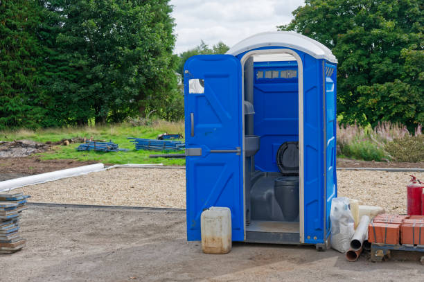 Best VIP or Luxury Restroom Trailers  in Donna, TX